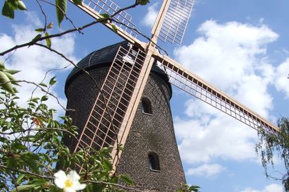 Die Lanker Teloy-Mühle wurde vor 200 Jahren erbaut, im September wird Jubiläum gefeiert, Foto: Stadt Meerbusch